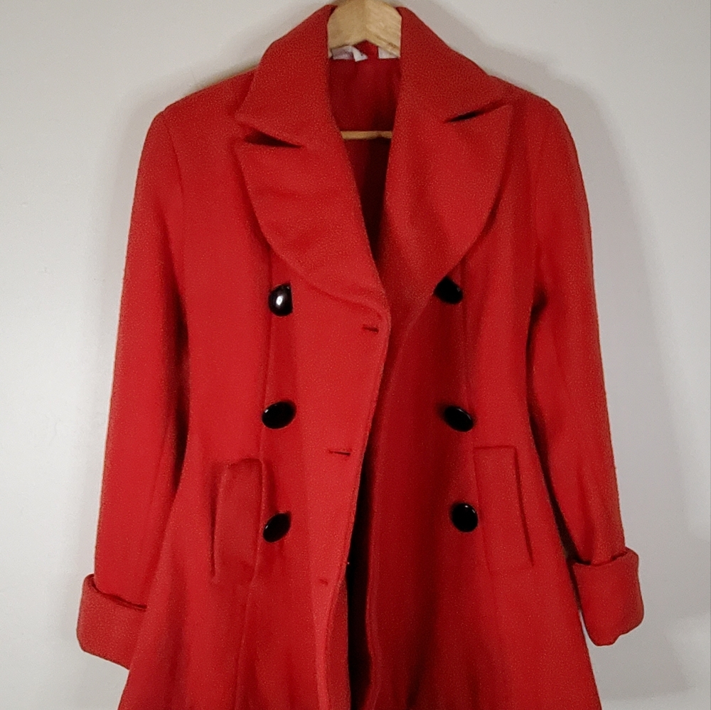 Red Mod 60s-style Wool Peacoat with Bold Black Buttons - Picture 10 of 16